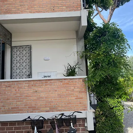 Apartament Nina , Lido Di , Lucca